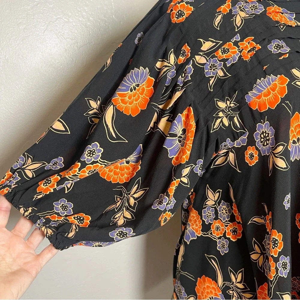 •FREE PEOPLE• Edie Oversized Open Back Hi Low Tunic‎ Top in Black Floral Size XS